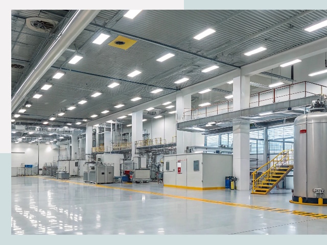 Освещение ангаров в Новороссийске от 612 руб. - Эффективные решения